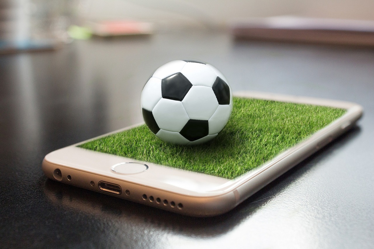 Best Free Sports Streaming Sites to Watch From Your Phone